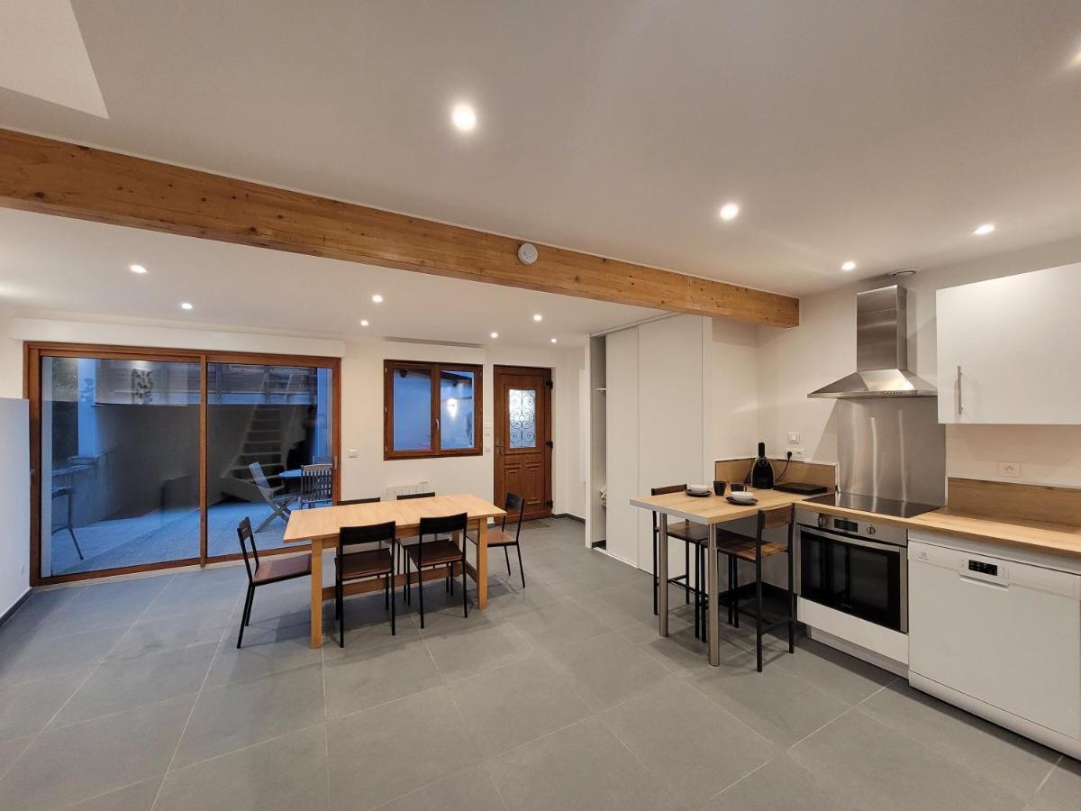 Les Maisons Bareyre - Grandes Maisons Avec Terrasse Saint-Sandoux ภายนอก รูปภาพ