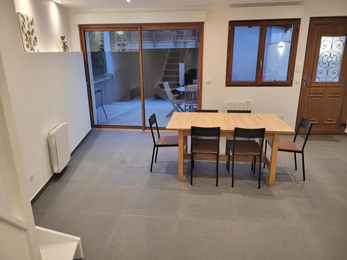 Les Maisons Bareyre - Grandes Maisons Avec Terrasse Saint-Sandoux ภายนอก รูปภาพ